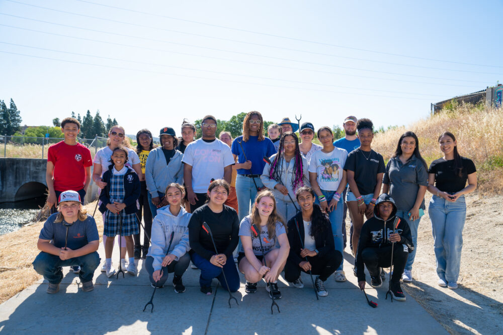 Antioch Council of Teens Creek Cleanup